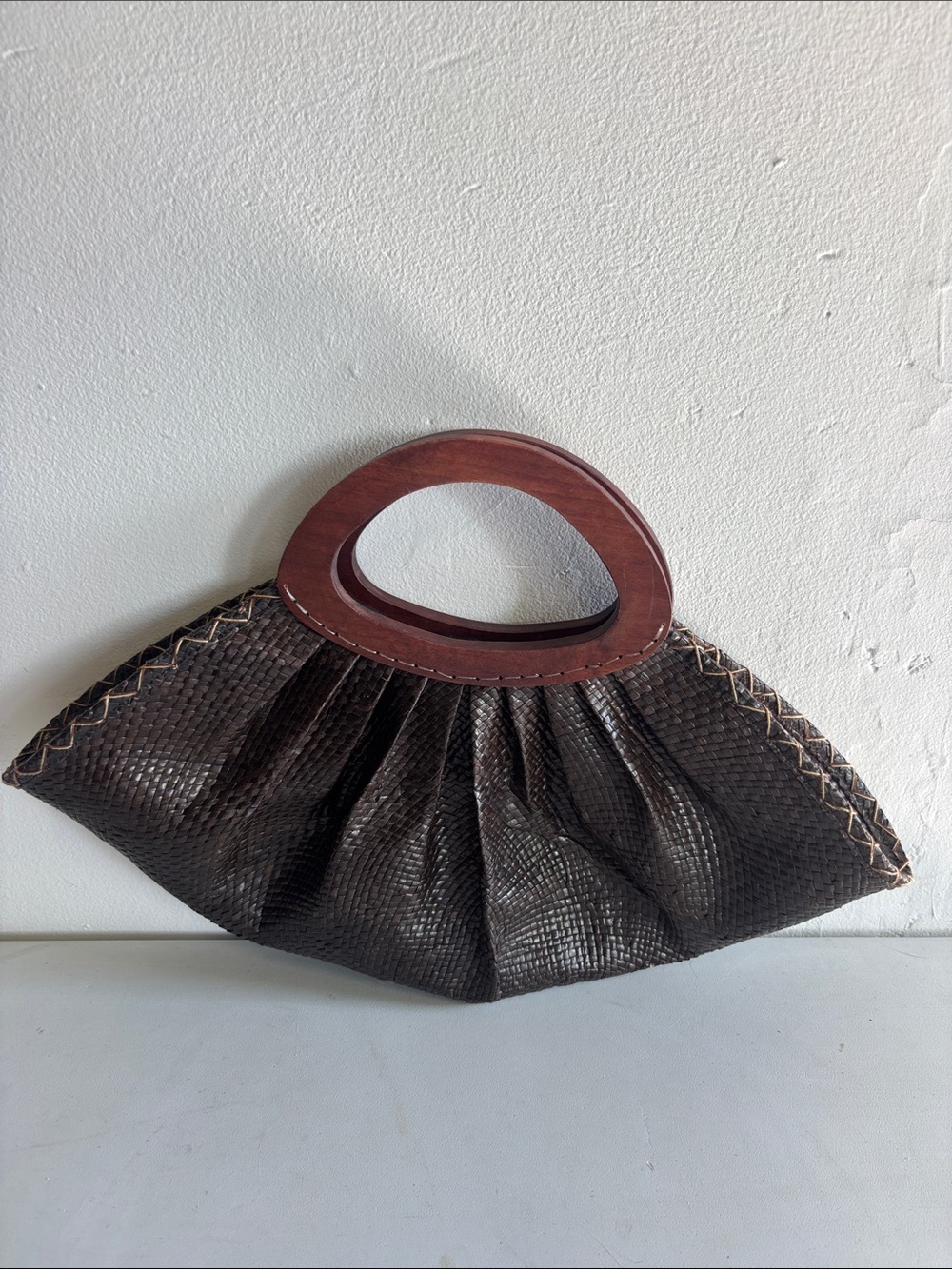 Brown raffia Woven wooden Top-Handle Bag - Picture 3 of 9